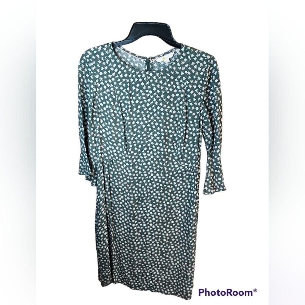 Boden size 6 sage green with white and light pink starfish/stars jersey dress
